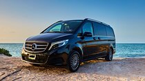 Departures in Mercedes Benz from Playa del Carmen to Cancun Airport