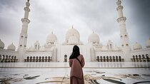 Private Abu Dhabi Tour and Ferrari World Entry with Transfer