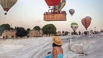 Hot Air Balloon Experience in Pamukkale with Breakfast & Transfer