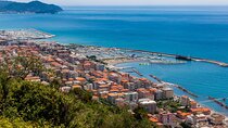 4 hour - Private Tour to Chiavari from Genoa 