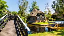 Giethoorn and Afsluitdijk Day Trip from Amsterdam with Boat Trip