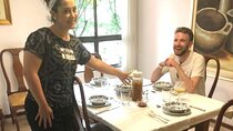 Plaza Minorista Tour and Home Cooking in Medellín with Daniela
