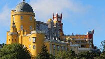 Private Fairy Tale Tour Lisbon - Sintra + English Speaking Driver