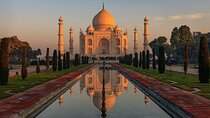 Taj Mahal, Agra Fort and Baby Taj Day Tour from Delhi by Car