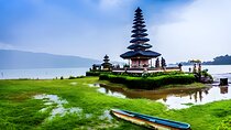 North Bali Tour - Visiting Rice Terrace, Lake, Waterfall, Temple and Hot Spring