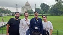 Skip the line Taj Mahal, Agra Fort, and Baby Taj Tour from Delhi