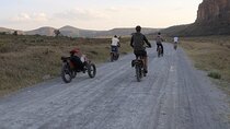 Private E-Bike Tour around Hell's Gate National Park in Naivasha