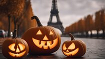 Paris Halloween Walking Tour: Dark Stories in Small Group