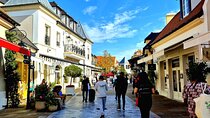 Round Transfer from Paris to La Vallee Village for 1-3 persons 