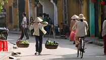 Hoi An Local Food by Motorbike and Teh Dar Bamboo Circus Show