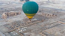 Sunrise Hot Air Balloon Flight in Luxor with Pickup