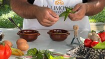 Cook and Eat in a Citrus Grove in Sorrento 