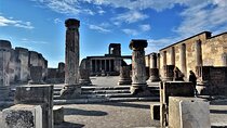 Pompeii Guided Tour from Naples with Skip-the-Line Entry 