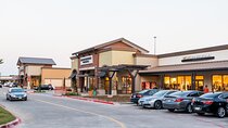 Private Shopping Tour from Dallas to Allen Premium Outlets