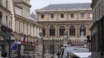 Private 2-Hour Paris Fine Arts School Studio Visit