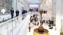 Small Group Zurich Walking Tour, Cruise and LINDT Factory 
