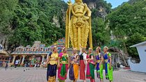 Kuala Lumpur Countryside, Batu Caves & Fireflies Tour with Dinner