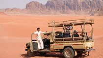 3 hours Jeep Tour in Wadi Rum