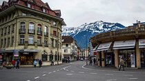 Private tour from Zurich to Interlaken and Lauterbrunnen Valley