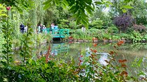 Private Giverny, Versailles, Trianon Trip from Paris with Lunch
