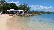Ocho Rios: Bamboo Beach Club VIP Access with Lunch and Cocktails