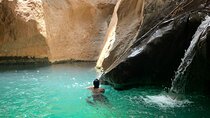 Full Day Private Tour to Wadi Shab and Bimmah Sinkhole 