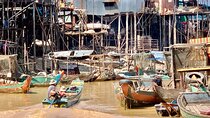 Siem Reap Airport Transfer & Floating Village By Private Taxi 