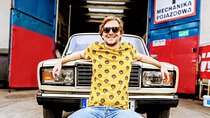 1.5h Crazy Guides' Communism Tour of Nowa Huta in Classic Car