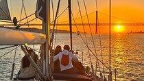 Private Relaxing Sunset Tour along the Tagus River
