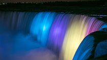 Niagara Falls Evening Tour with Boat, Journey, Dinner & Fireworks