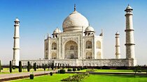 Private Full Day Tour in Taj Mahal From New Delhi