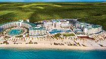 Cancun Airport and Haven Riviera Cancún Private Shuttle