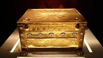 Day Tour at Royal Tombs of Aigai and Museum of Pella with pickup