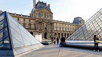 Louvre Museum Guided Tour Options with Timed Entry