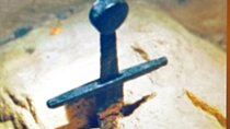 Tuscan Legends Tour: The Sword in the Rock & the Black Rooster 