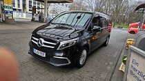 Private Transfer from Vienna Hotels to Vienna Airport 