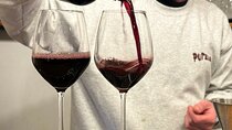 Guided Wine Tour in Old Town Napoli