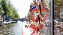75-minute Amsterdam Canal Cruise by Blue Boat Company 
