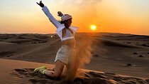 Private Morning Desert Safari with Dune Bashing and Sandboarding