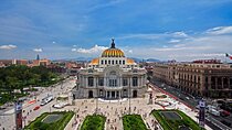 Private Street Food & Mural Art Tour in Mexico City