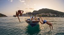 Boat Tour with Aperitifs, Lunches and Parties in La Spezia