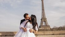 Private Souvenir Photo Session at the Eiffel Tower