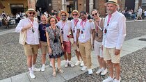 Bologna Walking Tour with Pasta Demo
