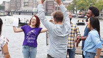 Small-Group Women's History Tour in Amsterdam
