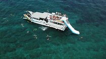 Three Islands Boat Tour from Split with Lunch and Drinks Included