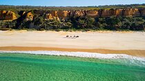 Horseback riding on the beach with lunch (4-5 hours)