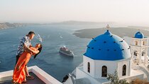 Santorini Photo Shoot and Tour at Unique Spots with a Local