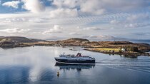 Scottish Highlands & Oban Private Day Tour with Scottish Local
