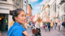 Private Family Walking Tour in Pearls of Geneva