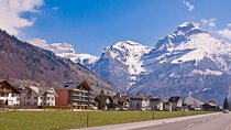 Zurich: Private Day Trip to Engelberg, Mount Titlis & Interlaken